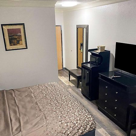 Rodeway Inn Stephenville Bilik gambar